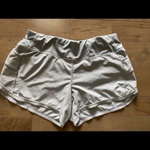 Gray ATHLETA shorts Size: Small super cute!